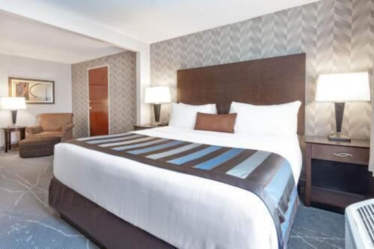 Ropa de cama de alta calidad y camas con pillow-top