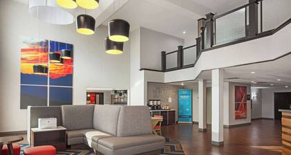 Hampton Inn Phoenix-Airport North