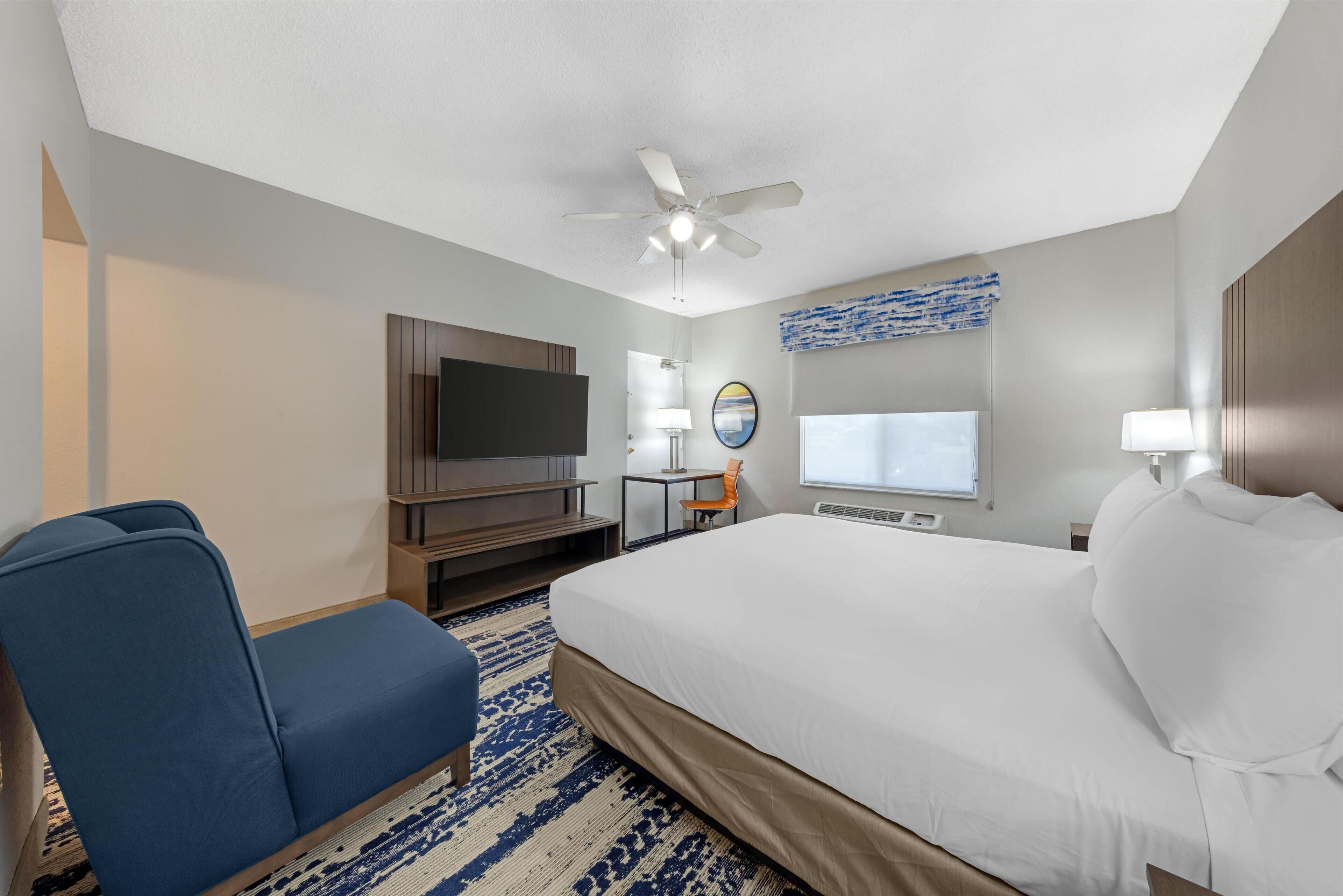 Premium bedding, in-room safe, blackout curtains, iron/ironing board