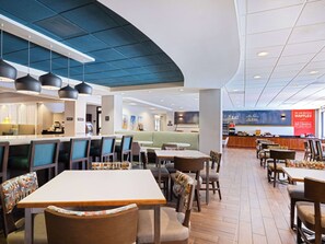 Free daily on-the-go breakfast  - Hampton Inn Cocoa Beach/Cape Canaveral (Cocoa Beach)