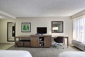 Desk, iron/ironing board, Internet, bed sheets - Hampton Inn Savannah-I-95/Richmond Hill (Richmond Hill)