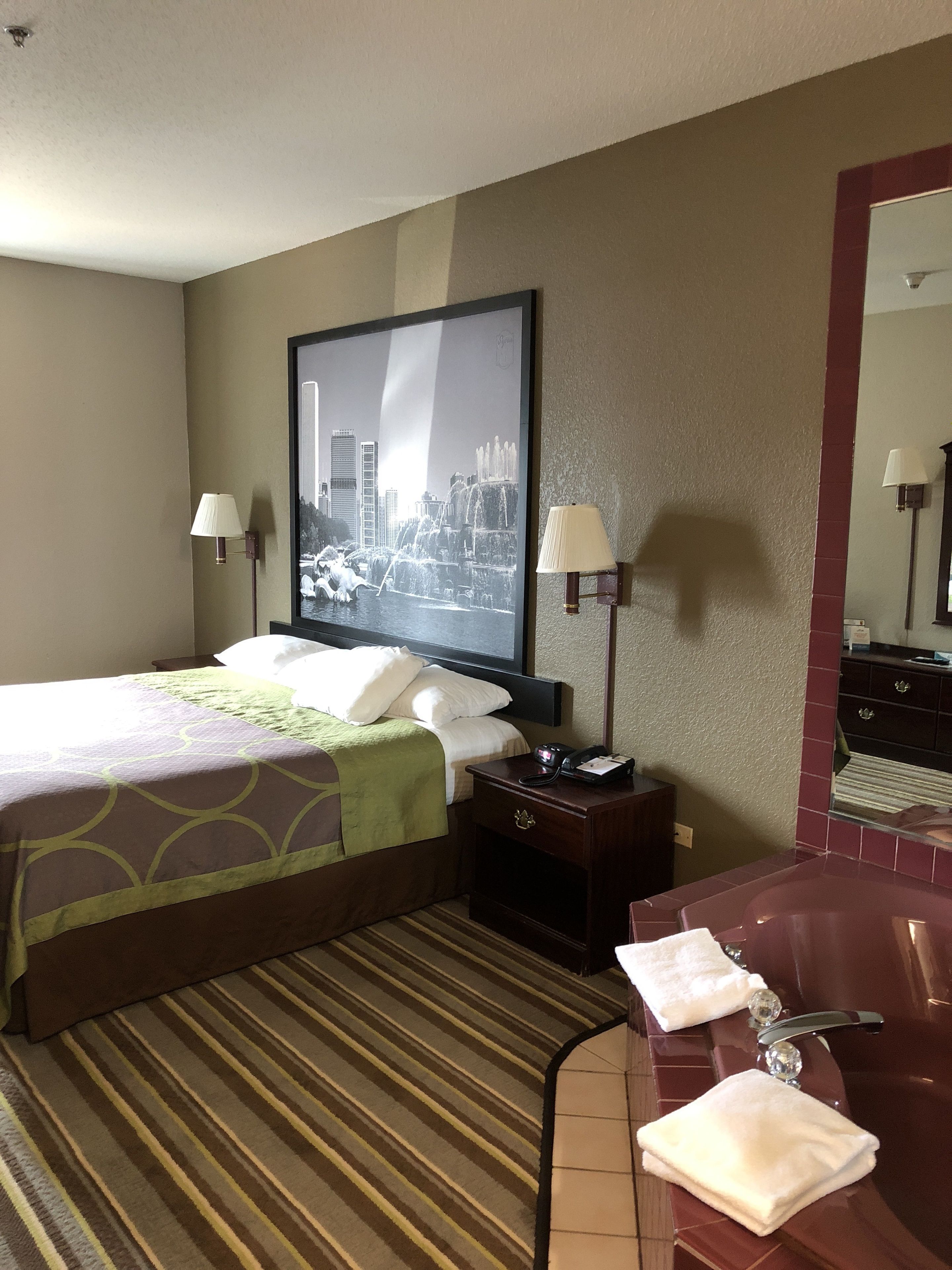 Foto - Super 8 by Wyndham Aurora/Naperville Area