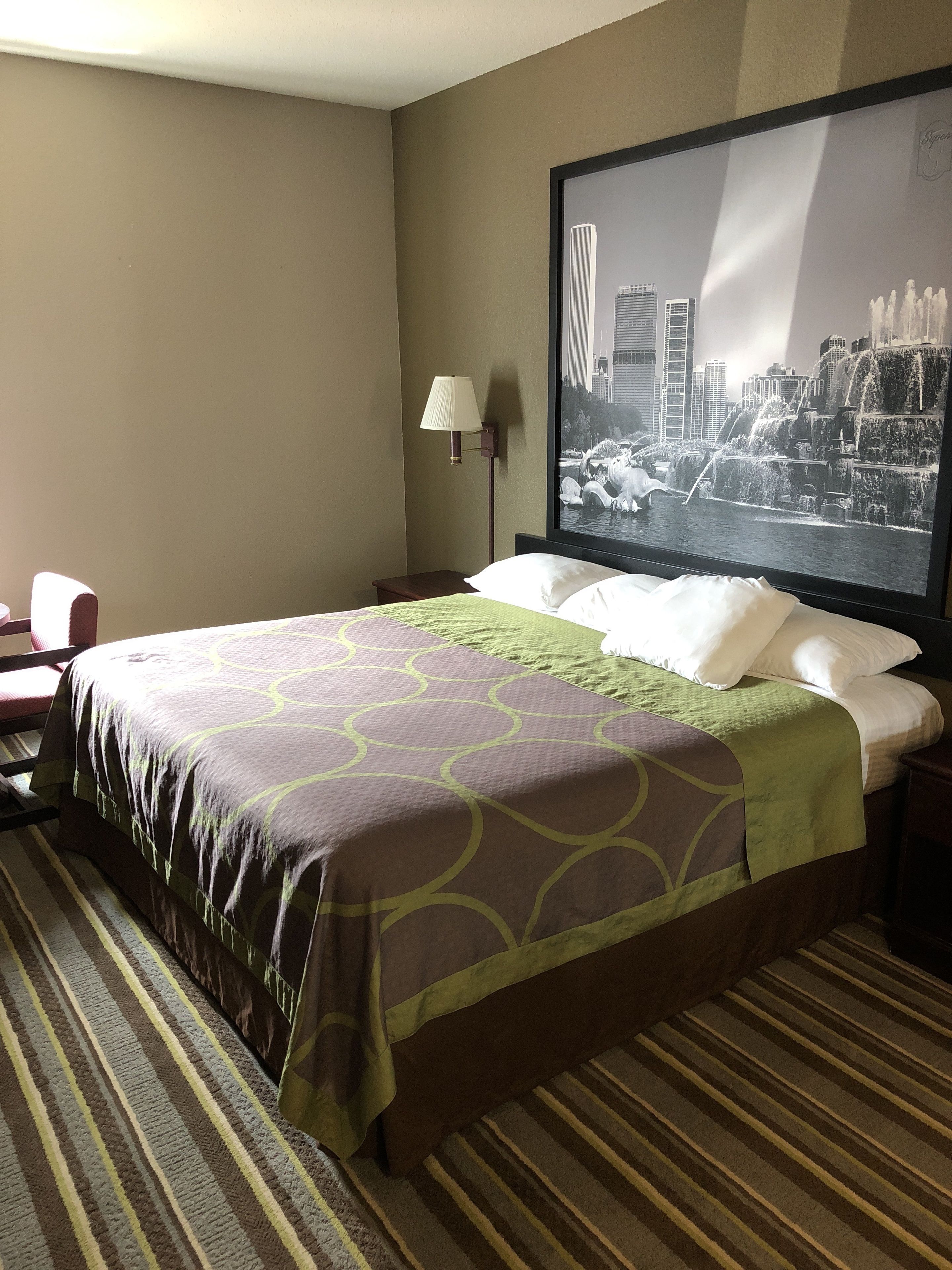 Foto - Super 8 by Wyndham Aurora/Naperville Area