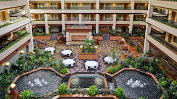 Tägliches inbegriffenes großes Frühstück