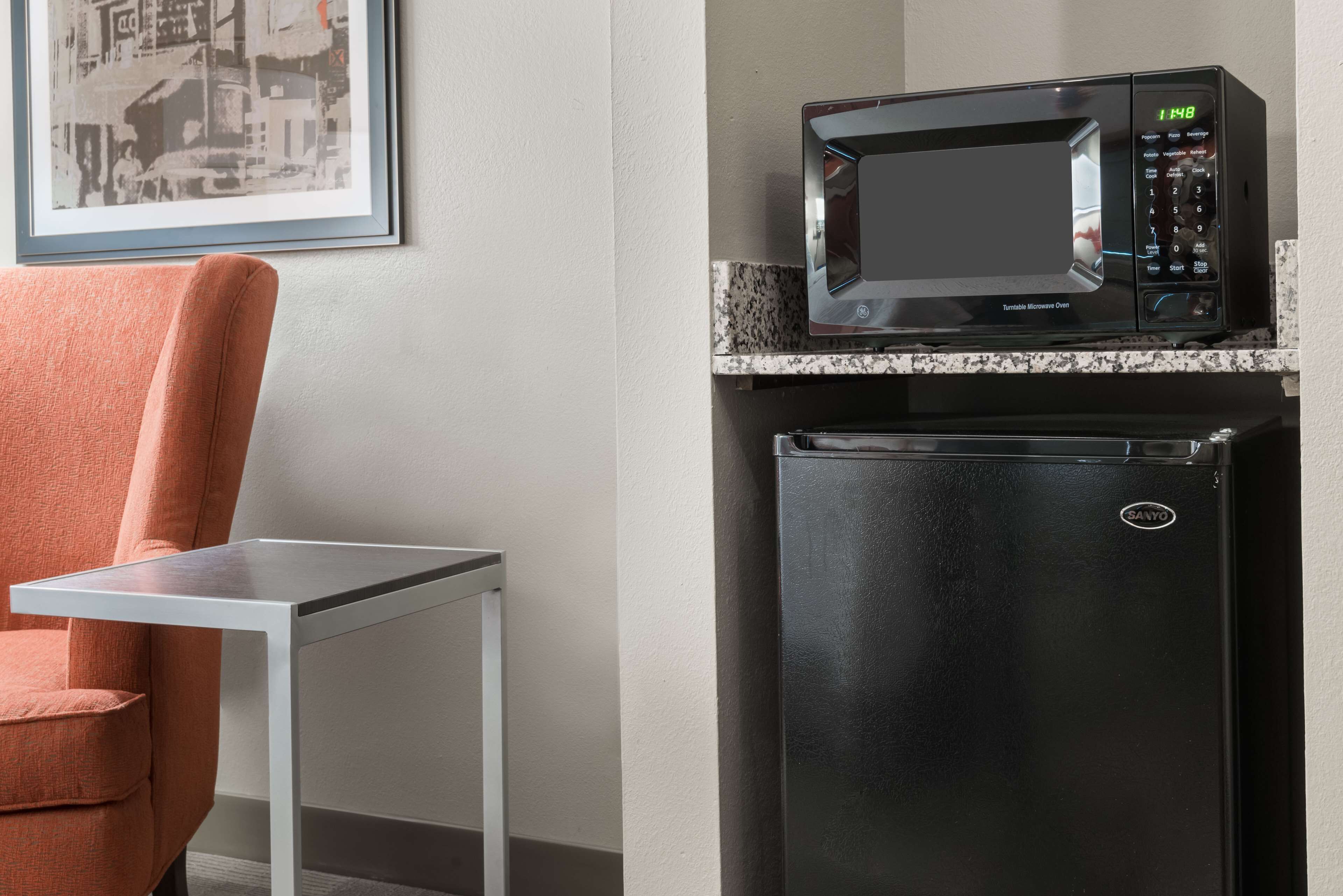 room, 1 king bed (walk-in shower) | blackout curtains, soundproofing, iron/ironing board