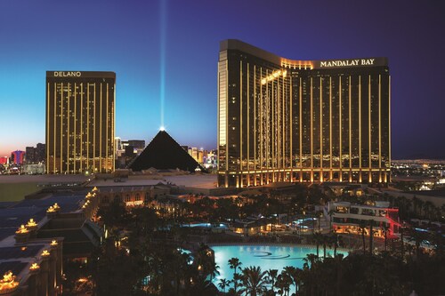 Mandalay Bay Resort And Casino Reviews, Deals & Photos 2023 - Expedia