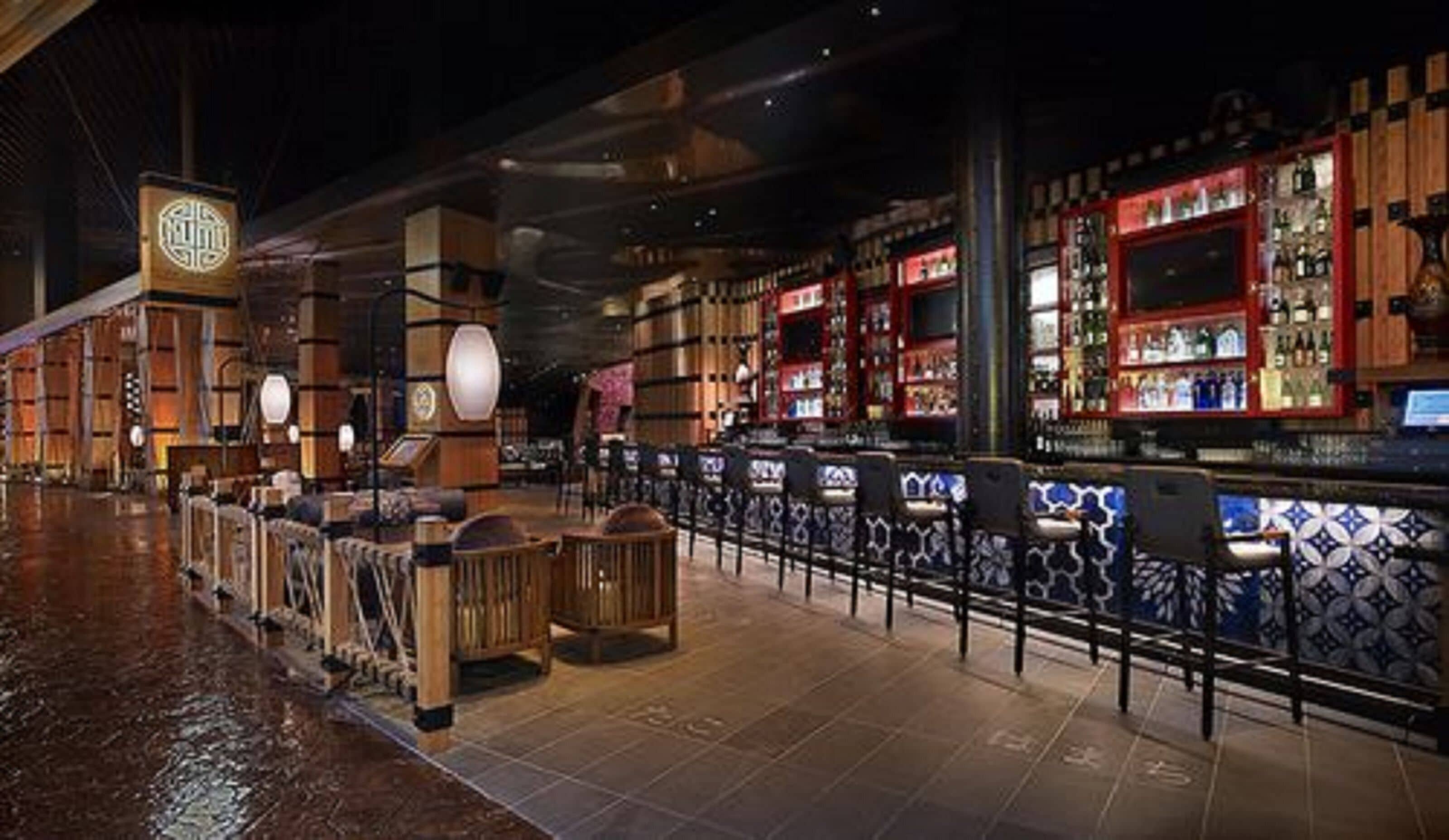 18 Restaurants; Frühstück, Mittagessen und Abendessen werden serviert