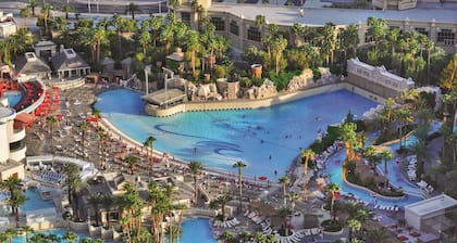Mandalay Bay Resort And Casino