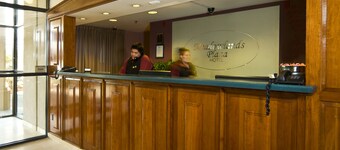 Meadowlands Plaza Hotel