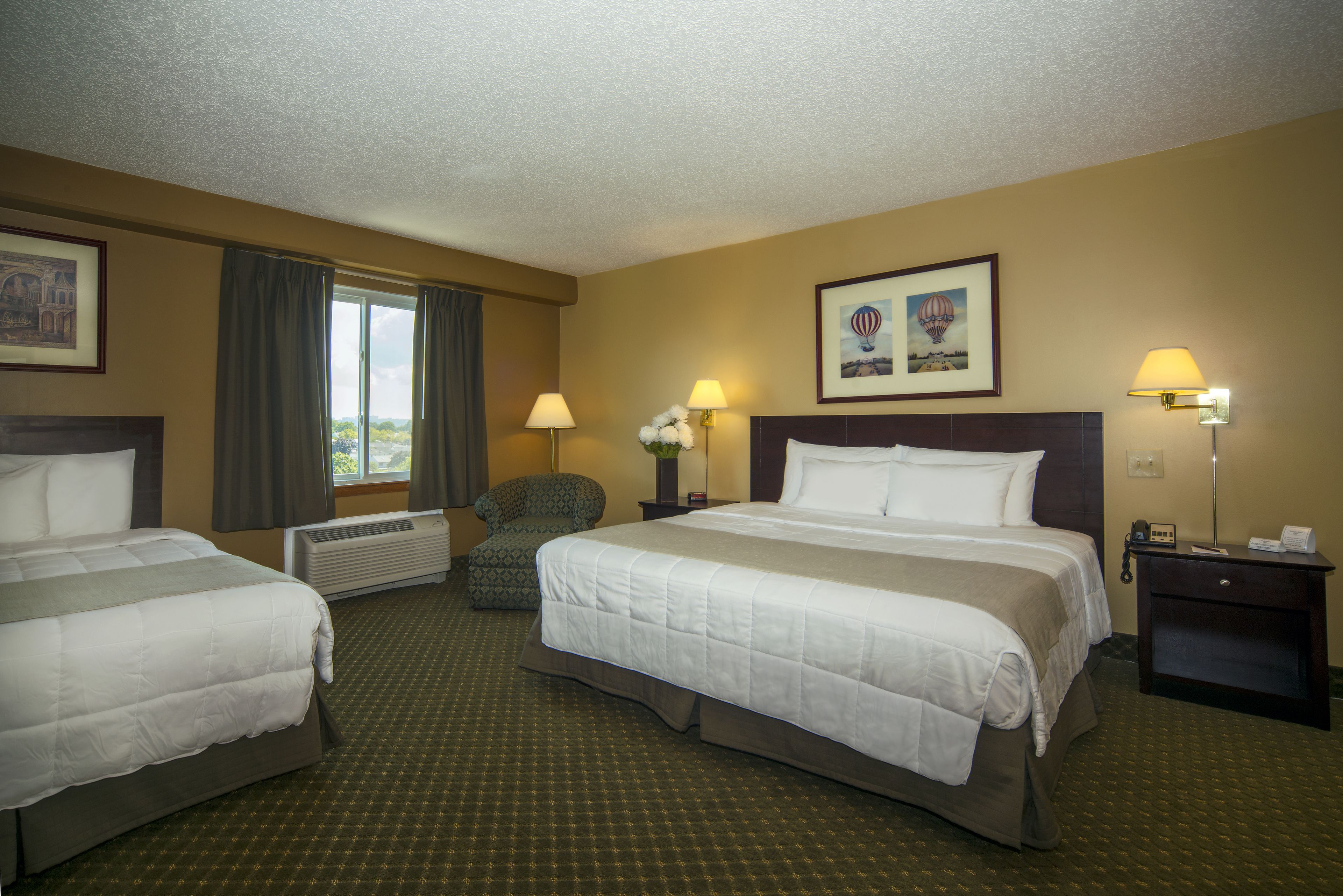 executive room, multiple beds | in-room safe, desk, blackout curtains, soundproofing