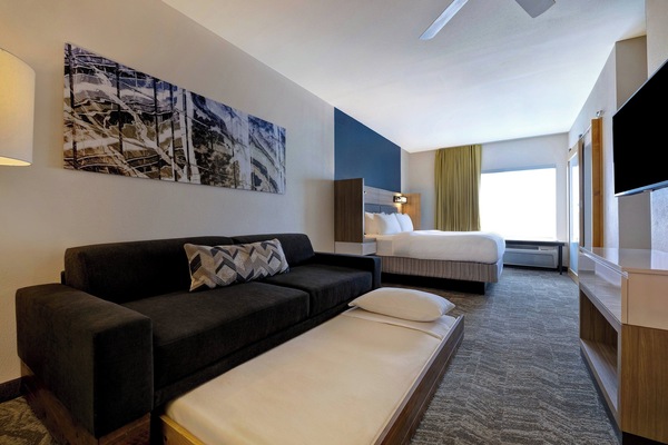 Suite, 1 King Bed with Sofa bed | Down comforters, in-room safe, desk, laptop workspace