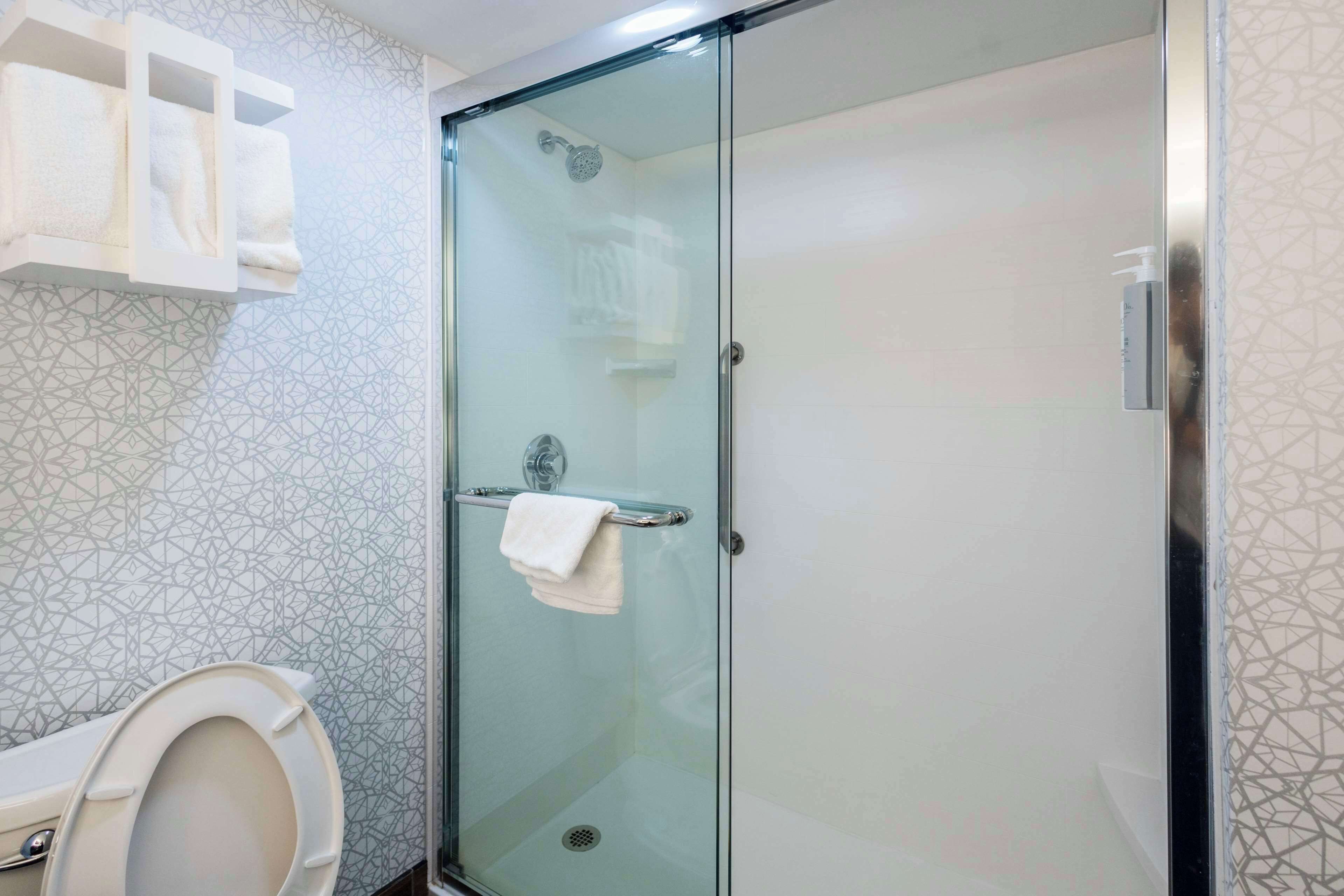 one king study sofabed non smoking | in-room safe, desk, iron/ironing board, free cots/infant beds