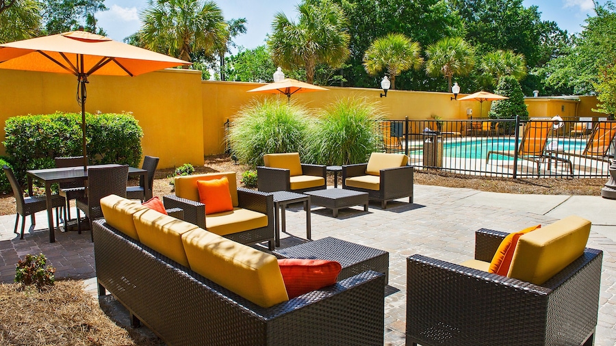 Courtyard by Marriott North Charleston Airport/Coliseum
