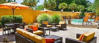 Courtyard by Marriott North Charleston Airport/Coliseum