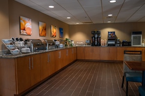 Free daily buffet breakfast