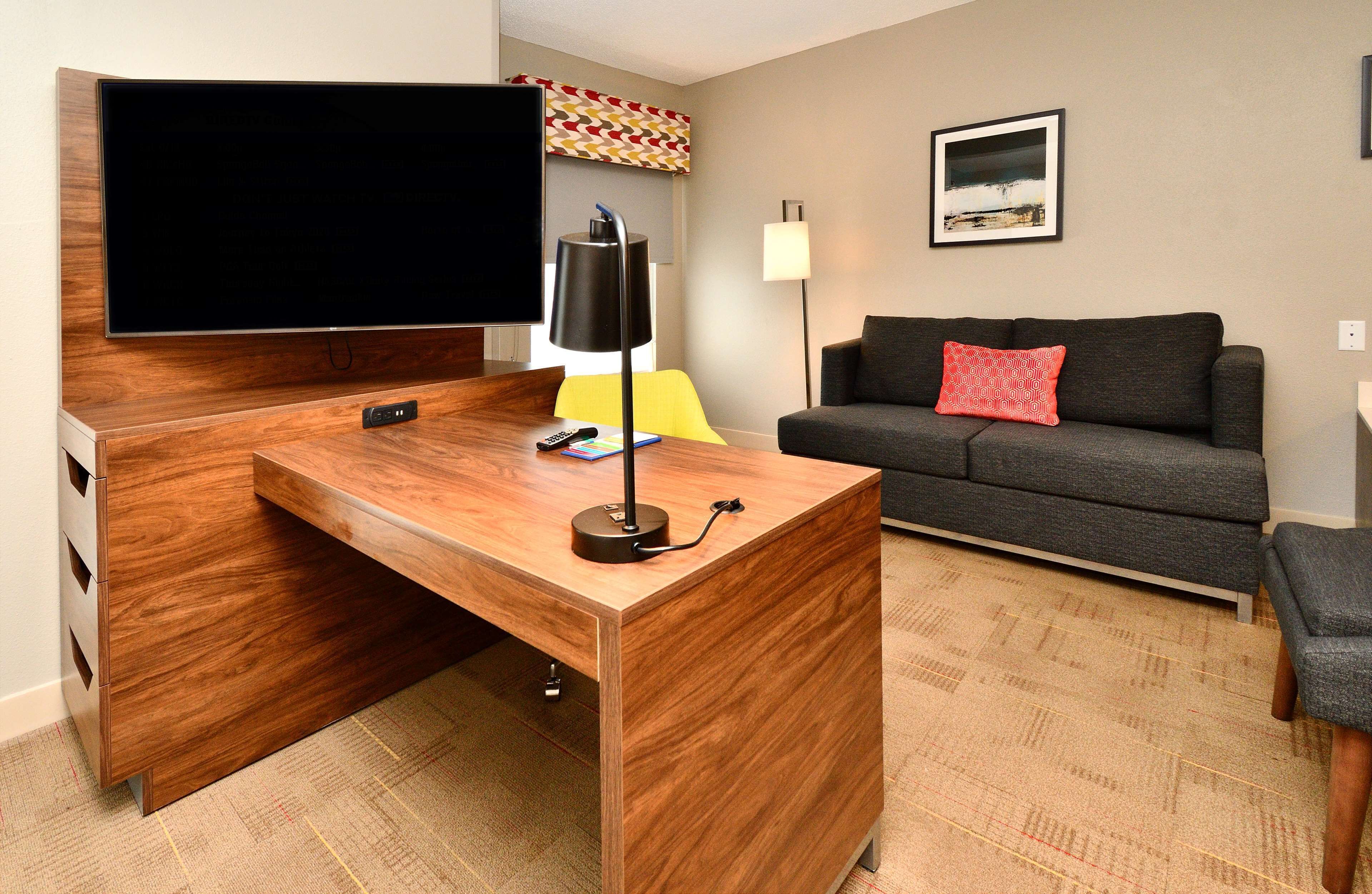 suite, 1 king bed, non smoking | iron/ironing board, free cots/infant beds, free rollaway beds, free wifi