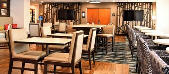 桑蒂 I-95 歡朋酒店