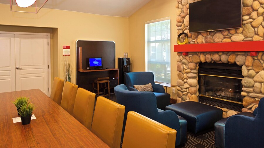 Towneplace Suites By Marriott Seattle Southcenter