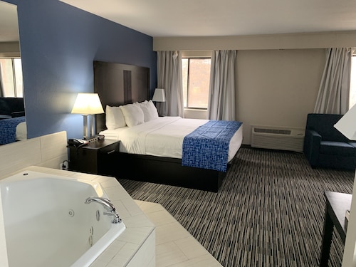 Baymont by Wyndham Enid
