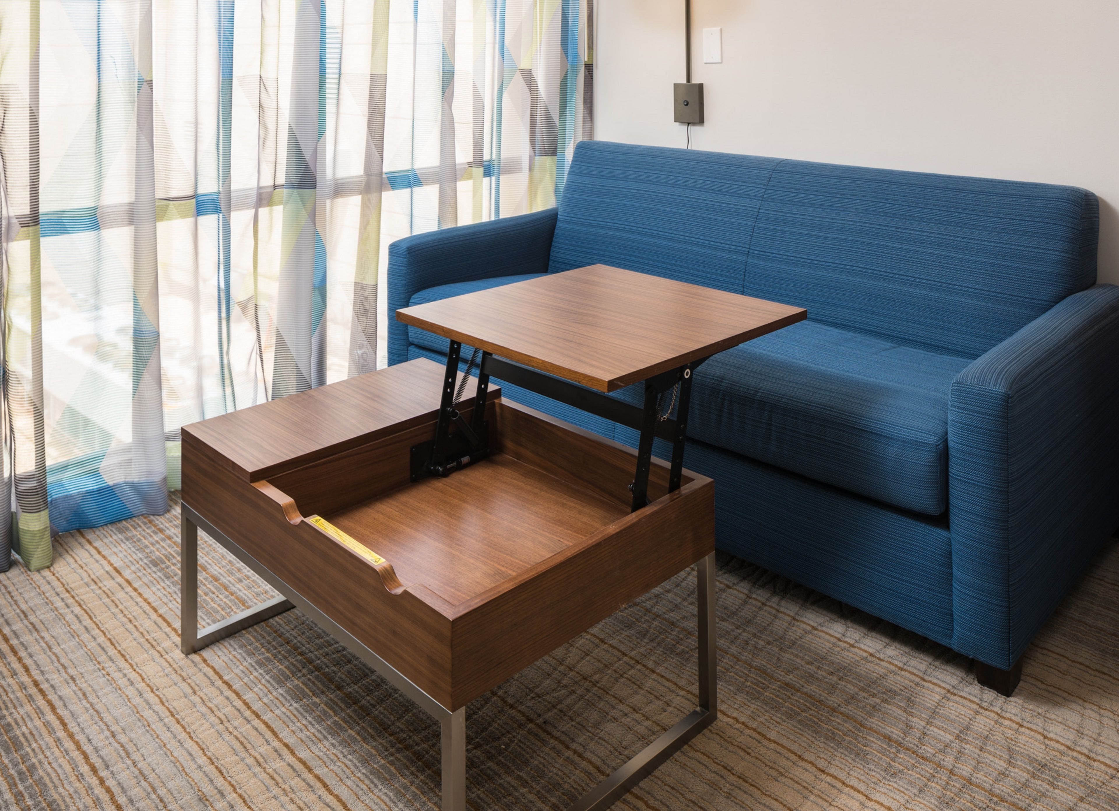 Photo - Holiday Inn Express & Suites Springfield by IHG