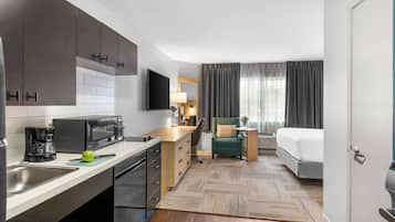 Studio Suite, 1 Queen Bed, Accessible (Mobility Tub) | Private kitchenette | Full-size fridge, microwave, coffee/tea maker, cookware/dishes/utensils