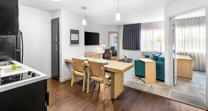 Sonesta Simply Suites Austin South