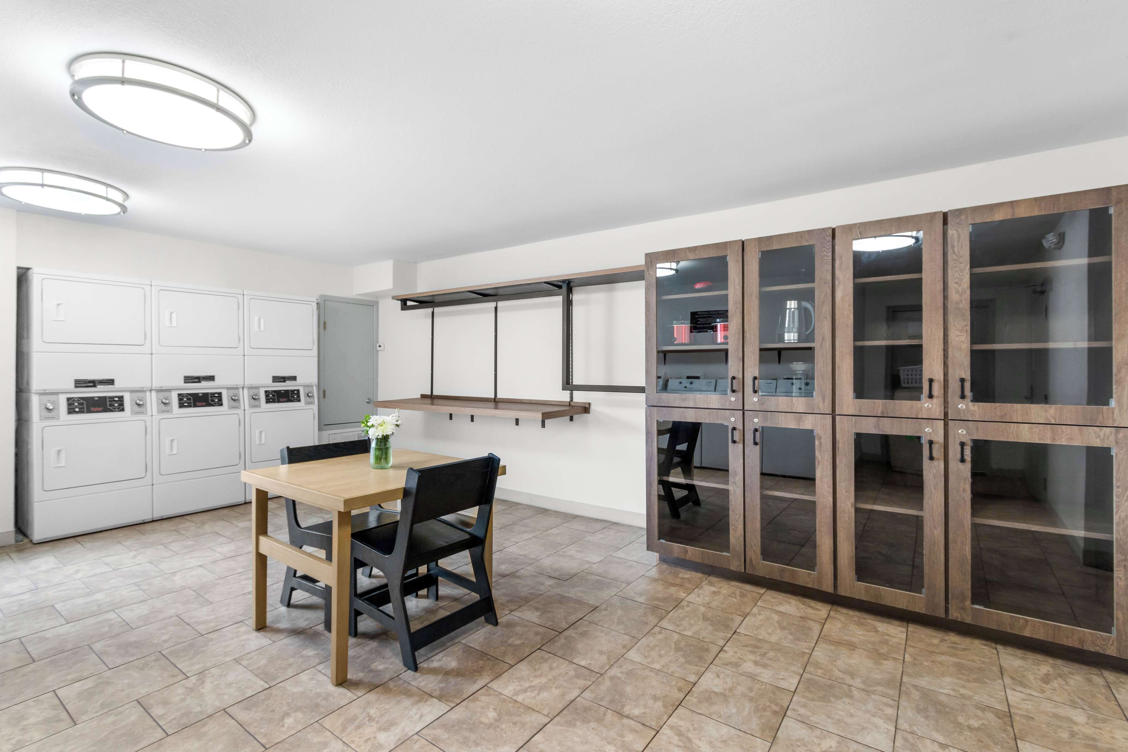 Photo - Sonesta Simply Suites Austin South