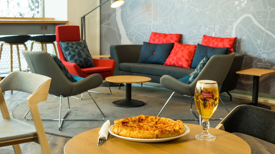 Holiday Inn Express Bristol City Centre by IHG