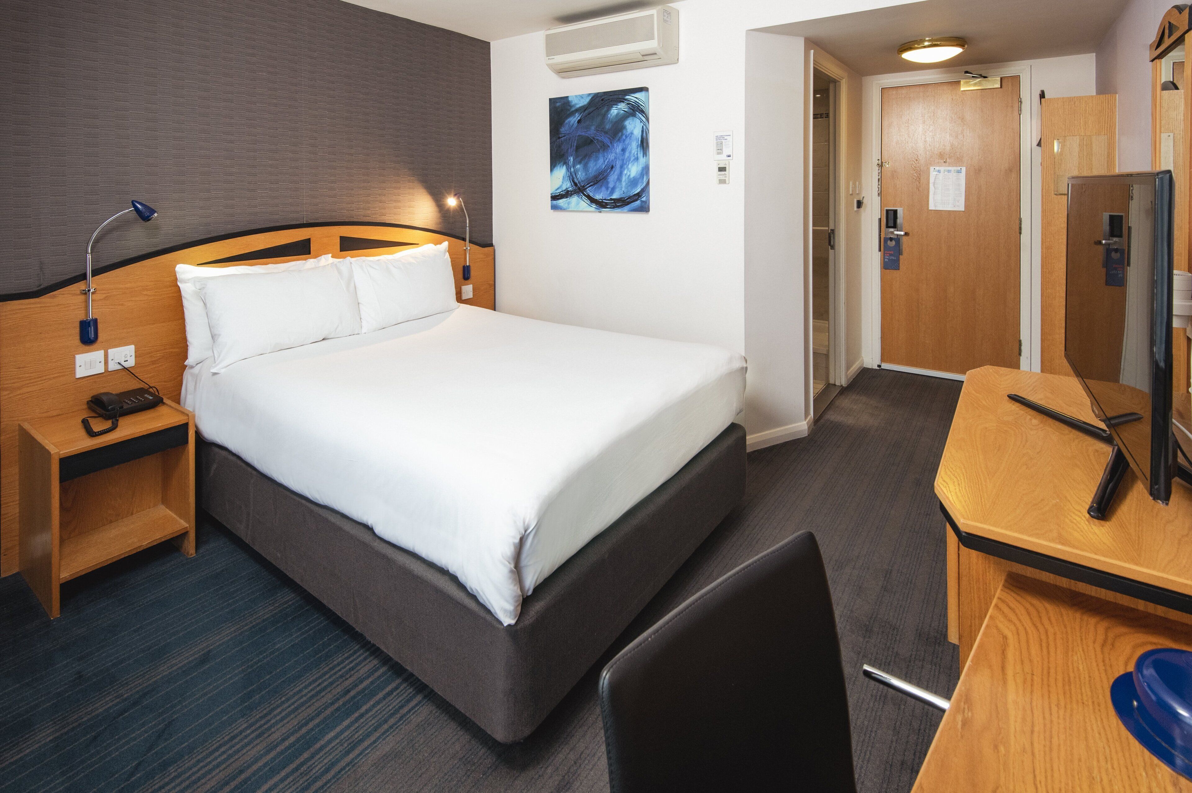 Photo - Holiday Inn Express Bristol City Centre by IHG