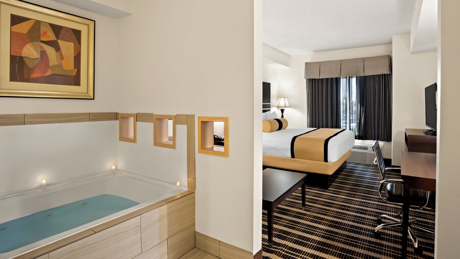 Best Western Plus Rockwall Inn & Suites