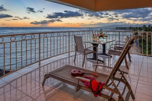 Suite Deluxe, 2 habitaciones, vistas a la playa | Terraza o patio