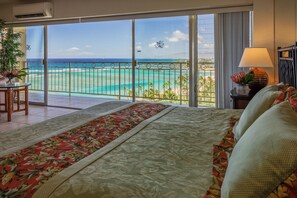 Deluxe Suite, 1 Bedroom, Ocean View | In-room safe, individually decorated, individually furnished, desk