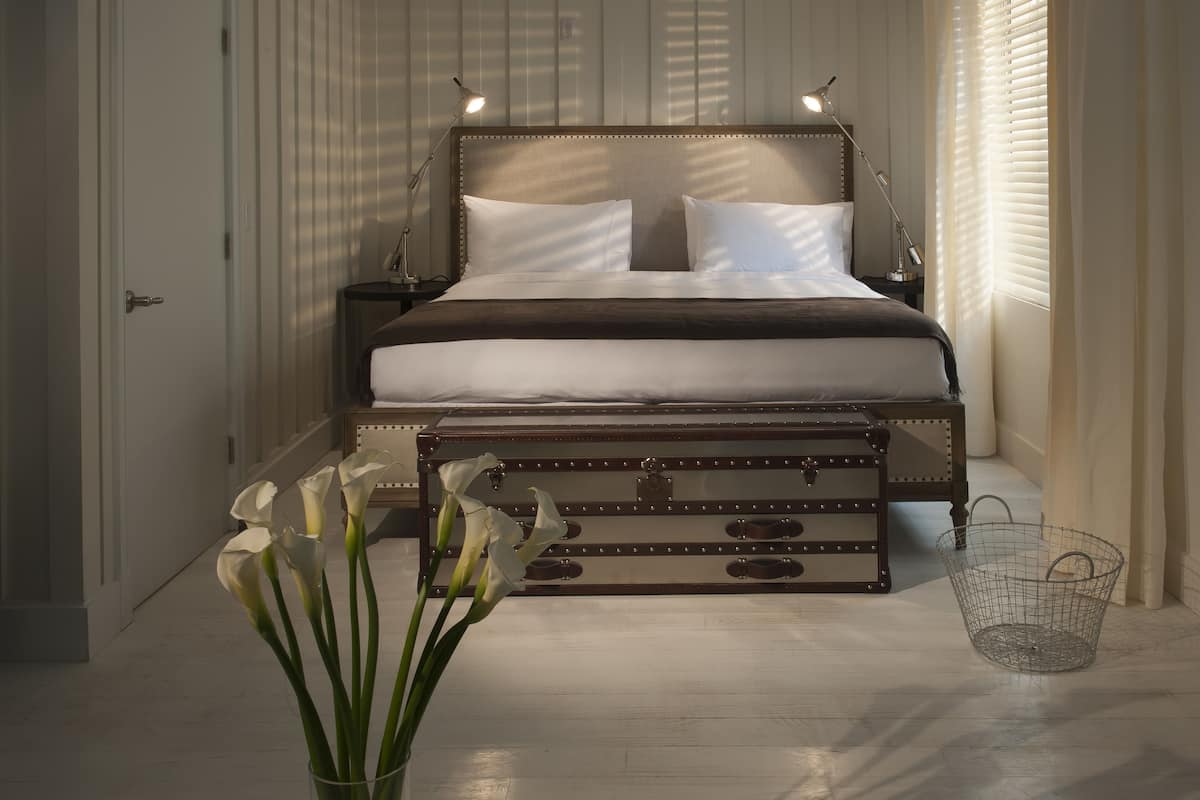Shepley Suite | Minibar, una cassaforte in camera, insonorizzazione, ferro/asse da stiro