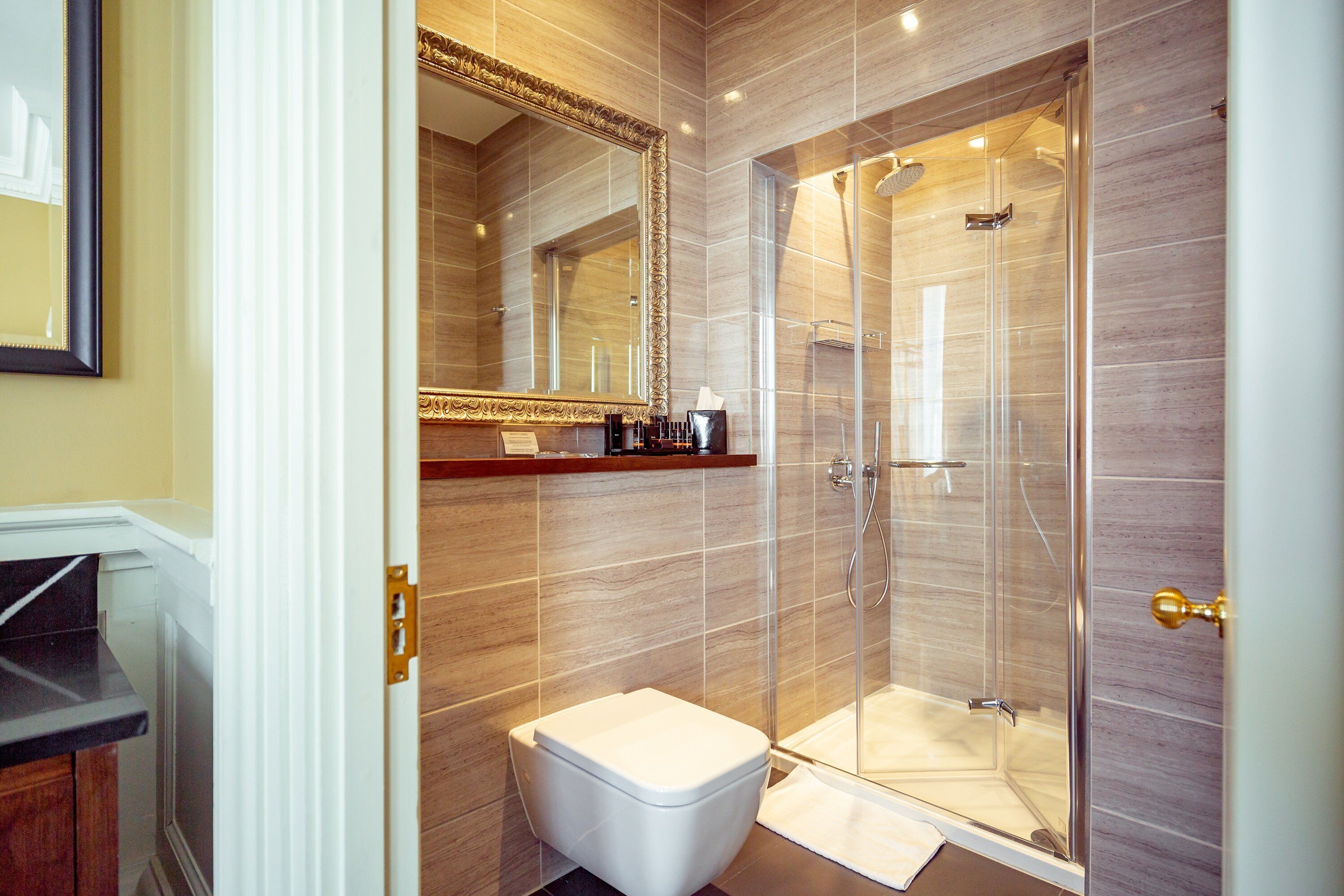 superior room | bathroom shower