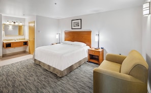 In-room safe, desk, iron/ironing board, free WiFi