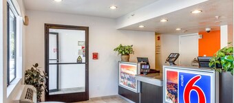 Motel 6 Phoenix, AZ - West