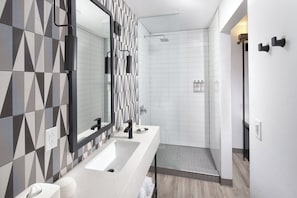 Designer toiletries, towels, soap, shampoo