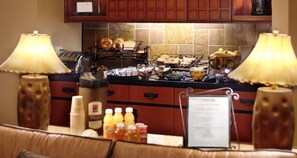 Free daily continental breakfast