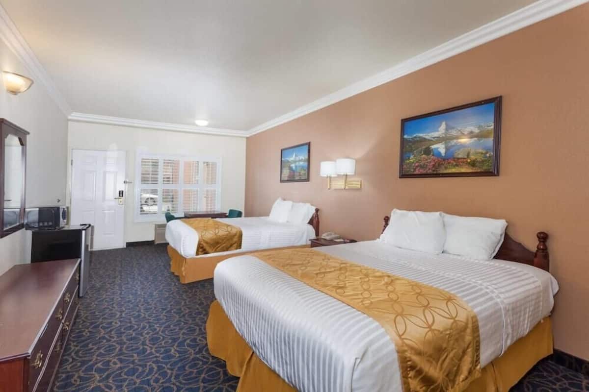 Iron/ironing board, rollaway beds, free WiFi, bed sheets