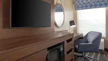 Cortinas blackout, tabla de planchar con plancha y wifi gratis