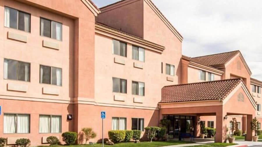 Pacific Coast Inn