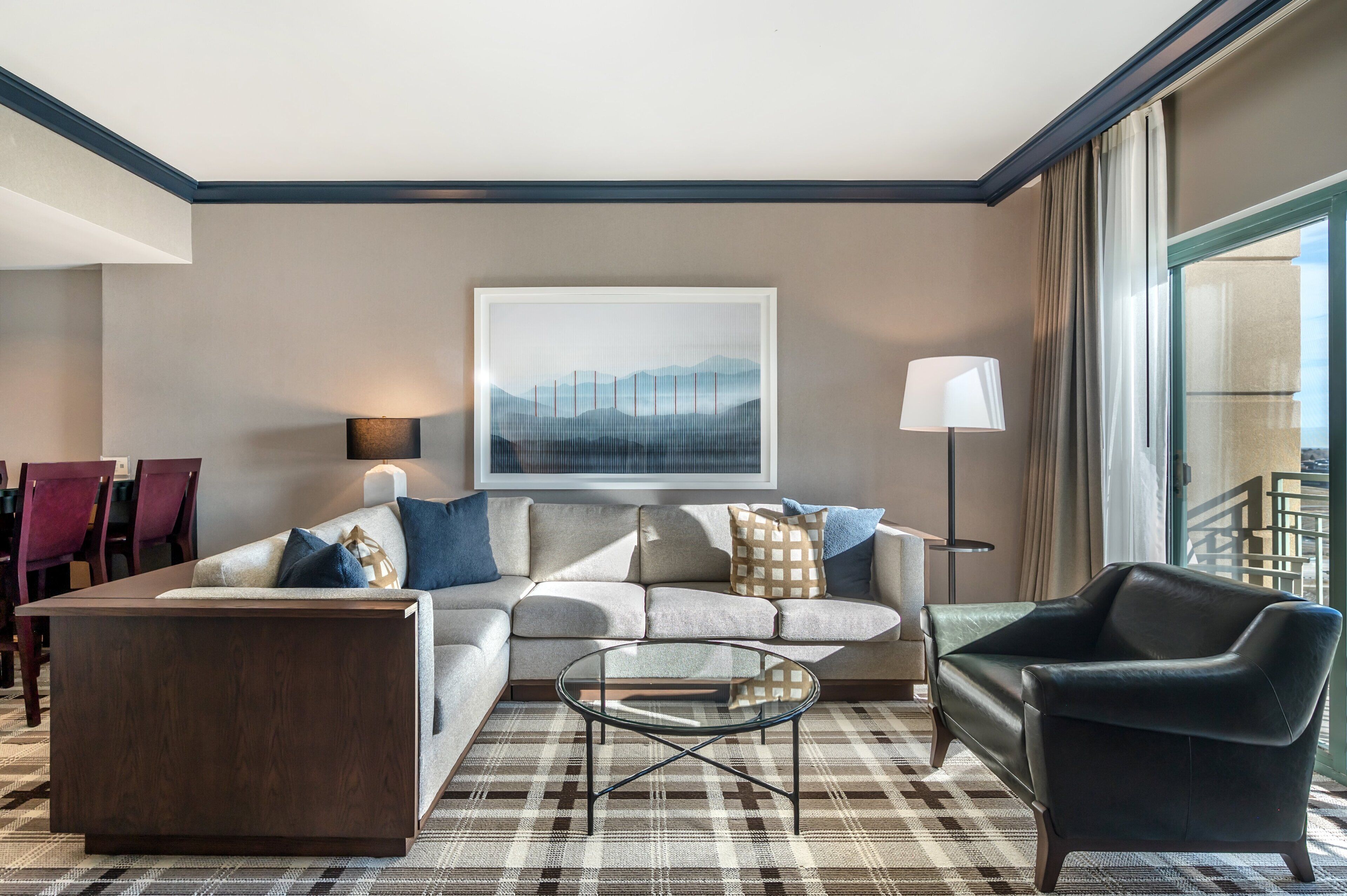 suite, 1 king bed, balcony | living room | 49-inch lcd tv with cable channels, tv, pay films