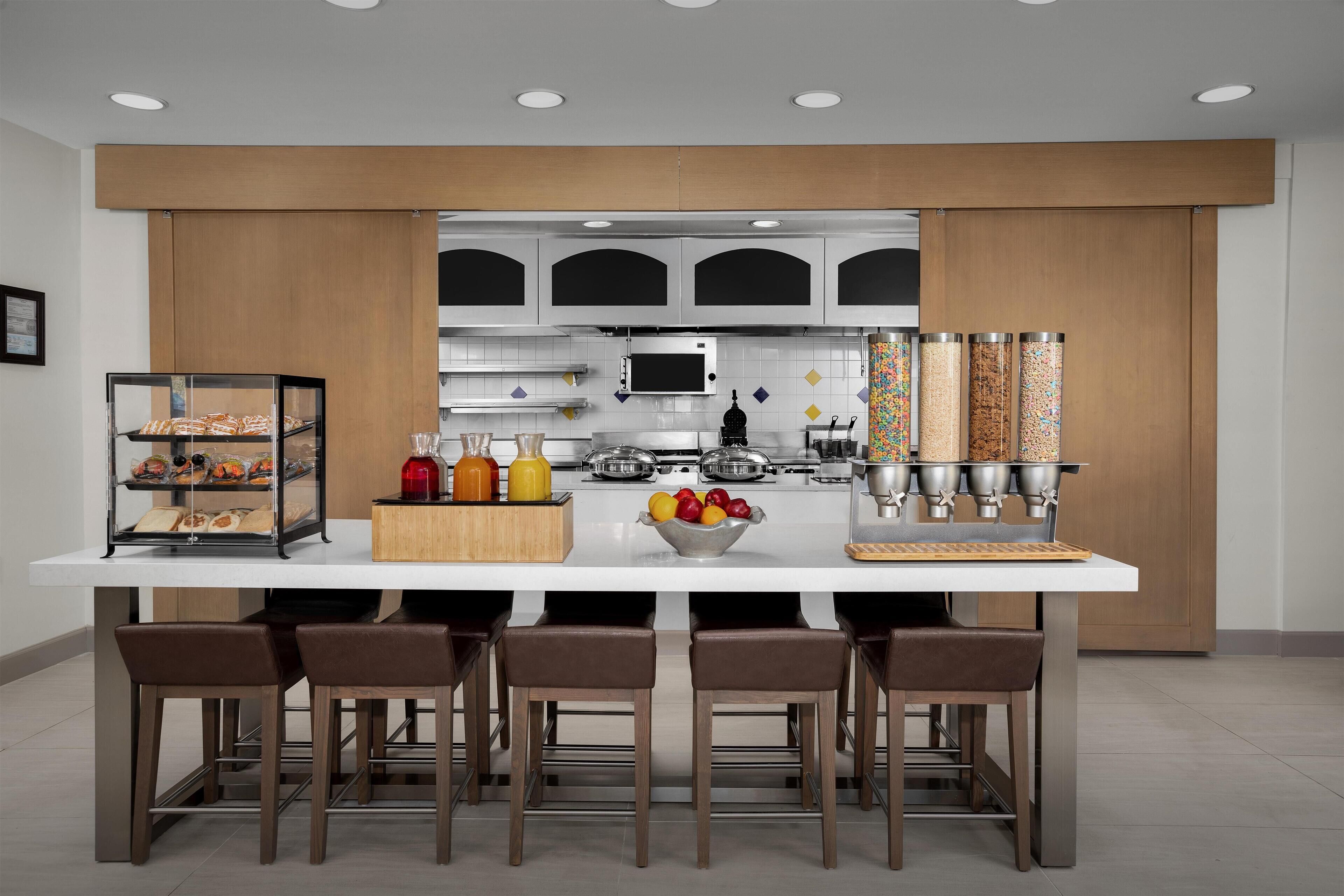 Daily buffet breakfast (USD 15 per person)