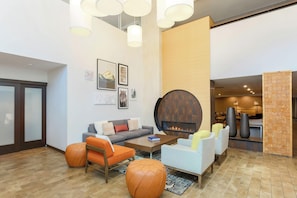 Lobby - Hampton Inn & Suites Denver Tech Center (Denver)