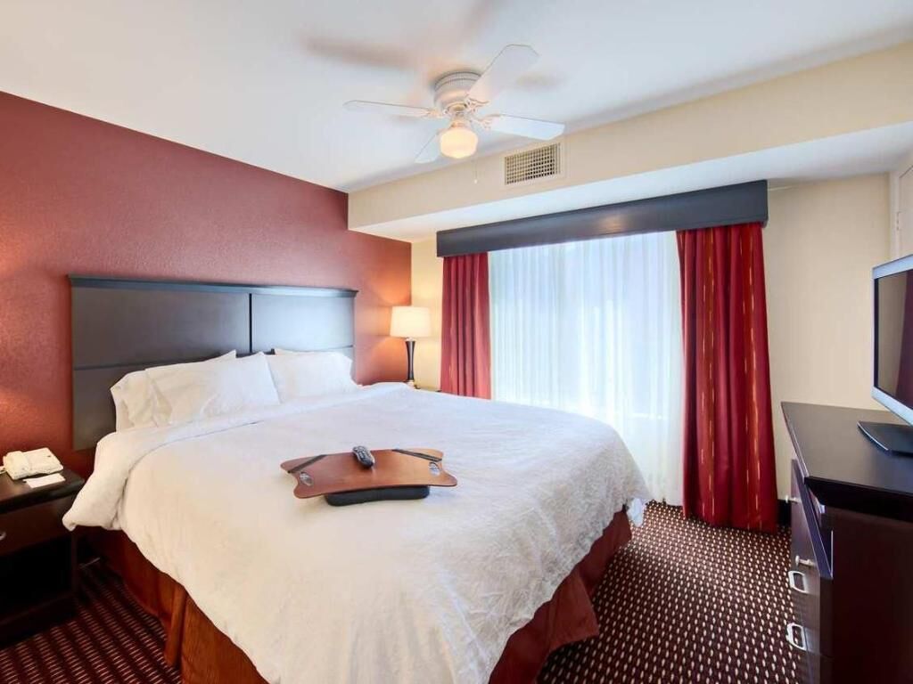 Down comforters, pillowtop beds, desk, laptop workspace