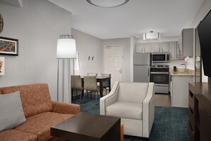 Suite, 1 King Bed, Kitchen | Private kitchen | Coffee/tea maker - Hampton Inn & Suites Denver Tech Center (Denver)