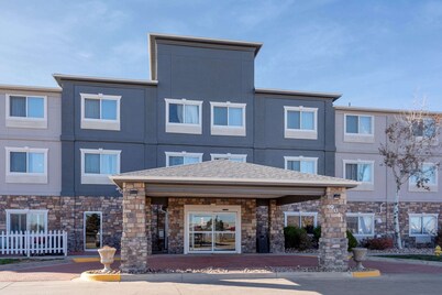 Baymont by Wyndham Henderson Northeast Denver