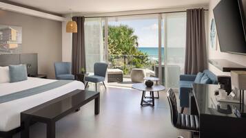 Room, 1 King Bed, Non Smoking, Oceanfront (Balcony) | Premium bedding, memory foam beds, in-room safe, desk
