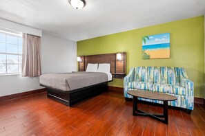 Suite, 1 Queen Bed, Non Smoking (Cottage) | Desk, iron/ironing board, free WiFi, bed sheets - Travelodge by Wyndham Hotel & Cottages St Augustine/Historic (St. Augustine)