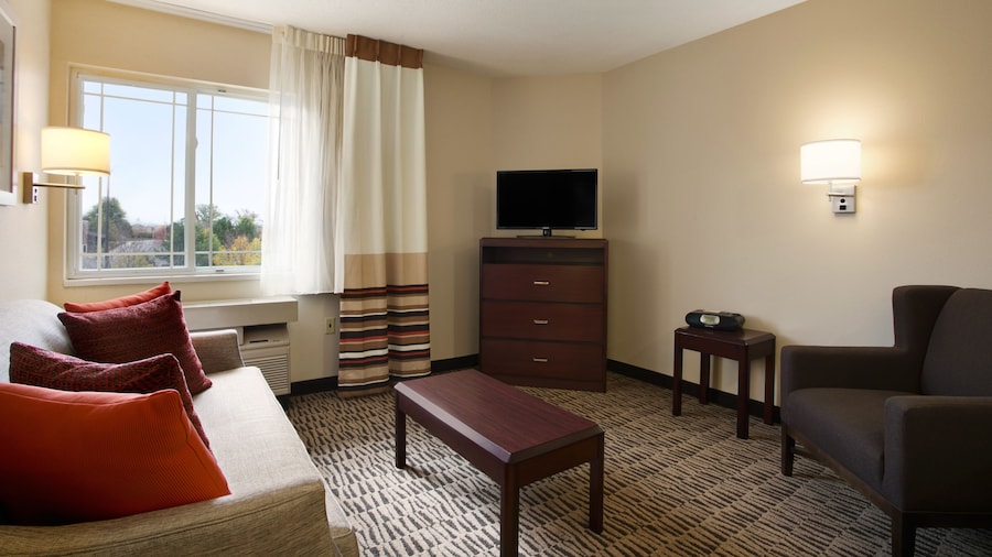 MainStay Suites Chicago Hoffman Estates